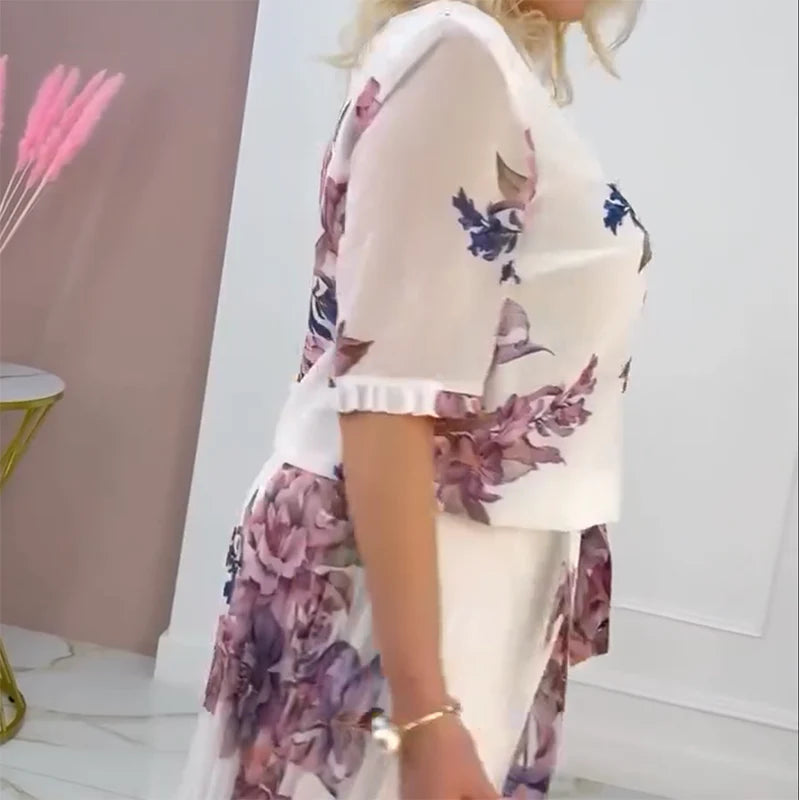 Abito da donna plissettato con motivo floreale